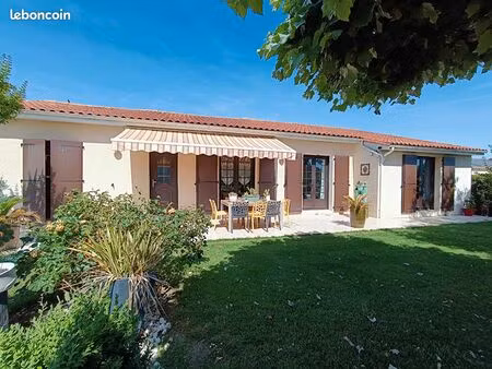 pavillon 6 pièces 140 m²