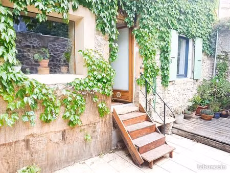 maison de village en pierres