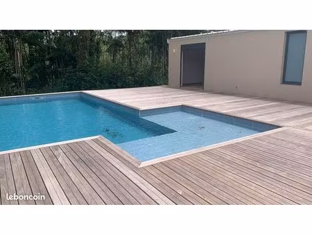 villa 4 pièces 150 m²