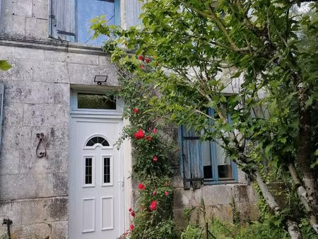 a vendre maison charentaise
