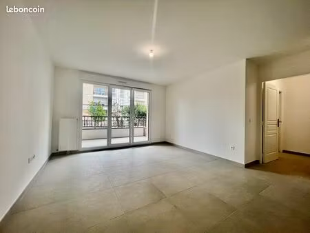 appartement 3 pièces 60 m²