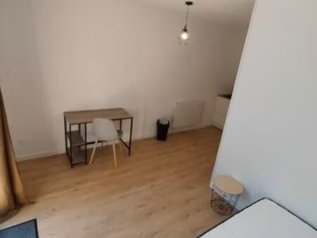 studio meublé