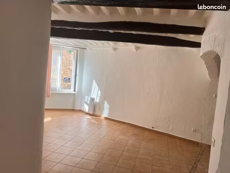 appartement 44m2 dans maison de village