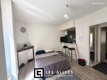 studio 1 pièce 23 m²