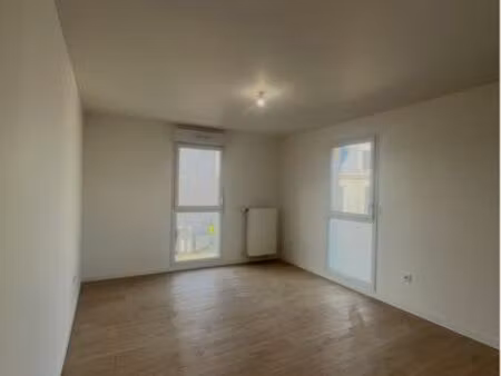 appartement t2 balcon parking neuilly plaisance