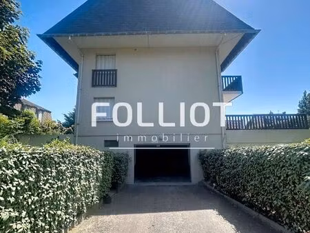 parking/box cabourg