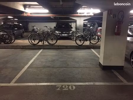 parking sécurisé à louer