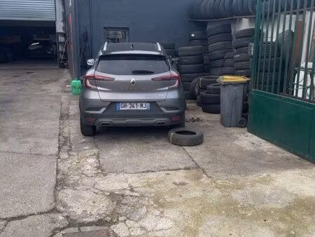 garage 350 m2