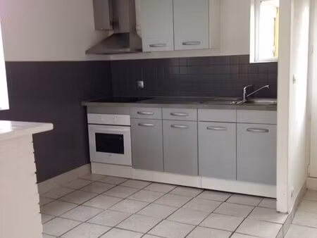 a louer maison t3 à crevecoeur en auge