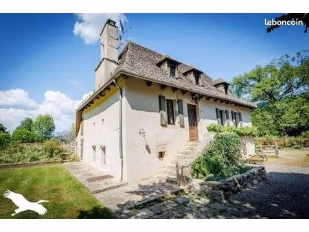 maison 9 pièces 152 m²
