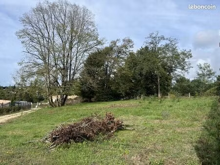 terrain 688 m² trelissac