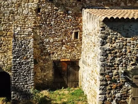 grange 2 pièces 54 m²