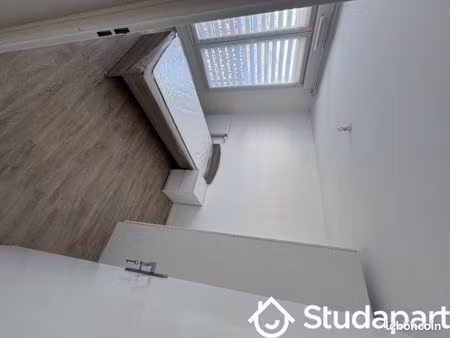 chambre 1 pièce 10 m²