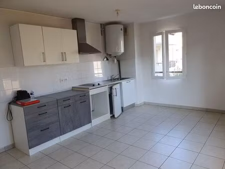 t2 le luc en provence