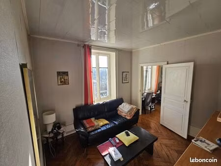 appartement 3 pièces 54 m²