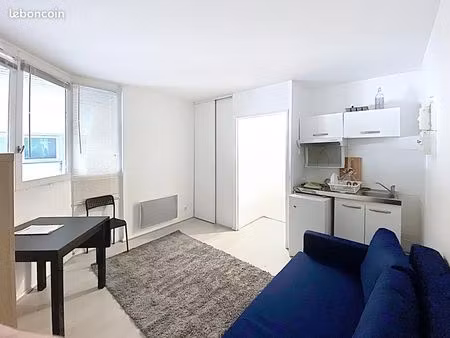 studio 1 pièce 17 m²