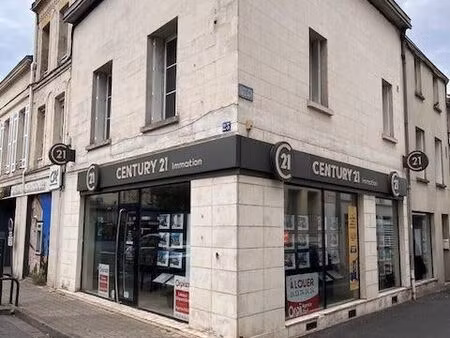 bureaux 127 m²