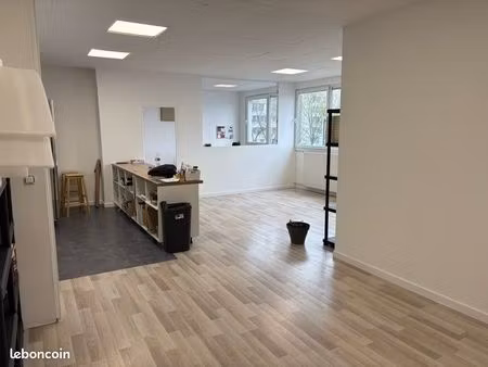 bail commercial 3.6.9