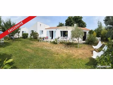 maison 8 pièces 141 m²