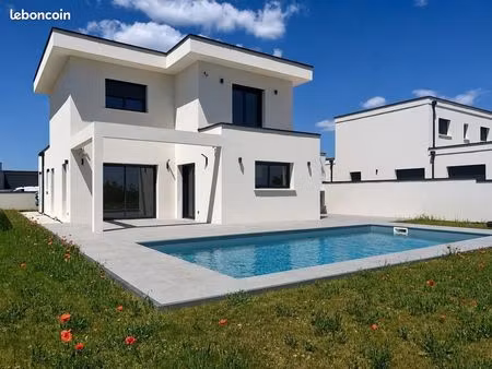maison 5 pièces 140 m²