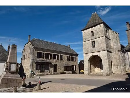 grande maison de caractère en pierre – 8 chambres – saint-paul centre bourg
