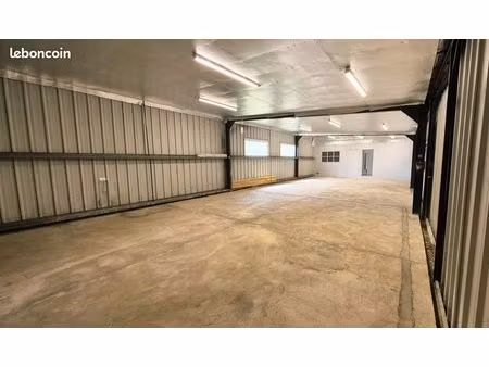 local d'activité 220 m² + 1600 m² de terrain