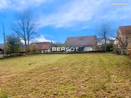 terrain 825 m² le belieu