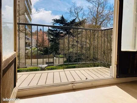 appartement meublé avec cave 24m2 à châtillon