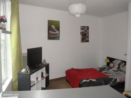 a louer studio meublé