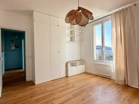 studio 25 m² refait à neuf – face au tramway charlebourg