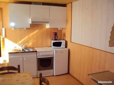 logement meuble a louer au mois