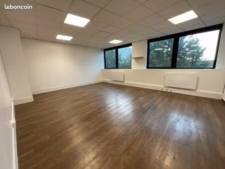 location bureau - 29m2 - noisy le grand - centre ville