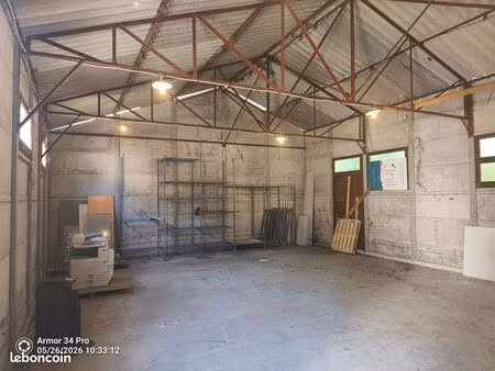 hangar  dépôt  atelier  entrepôt  garage