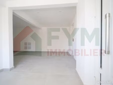 local 80 m² saint-denis