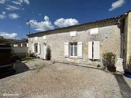maison de village 4 pièces - 135 m2