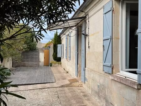 maison à saintes 17100