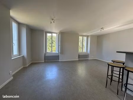 maison 3 pièces 60 m²