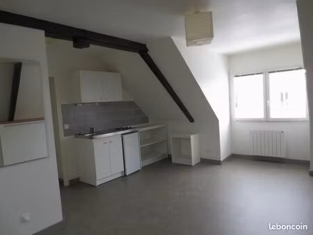 studio non meublé à proximité des écoles