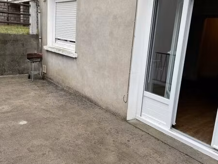 apparemment t2 grande terrasse