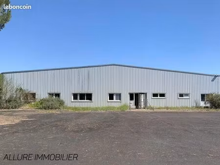 local 3587 m² allassac