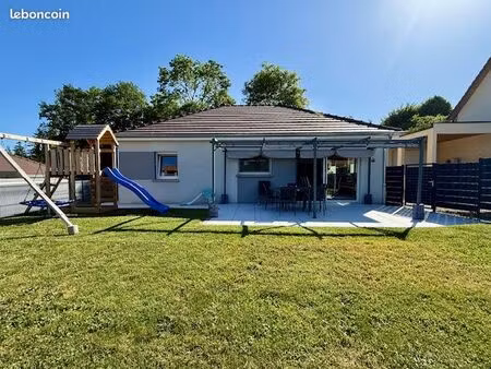 maison 5 pièces 101 m²