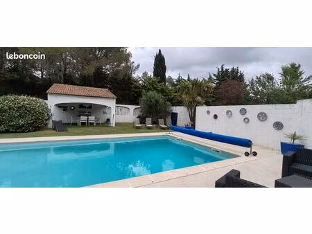 maison a louer a rocbaron