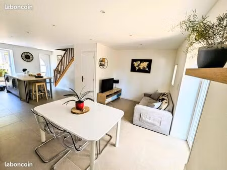 maison 4 pièces 80m²