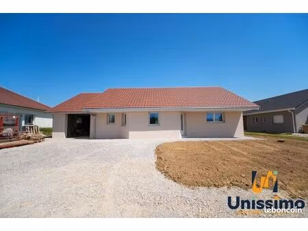 maison 1 pièce 124 m²