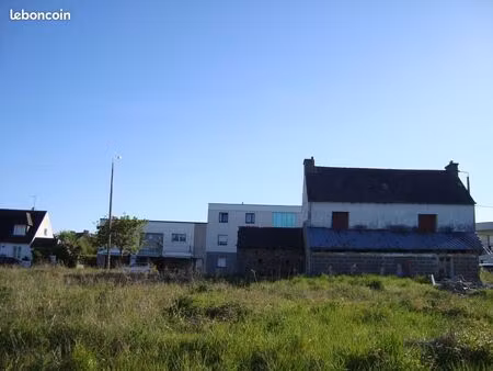 terrain constructible de 1439 m²
