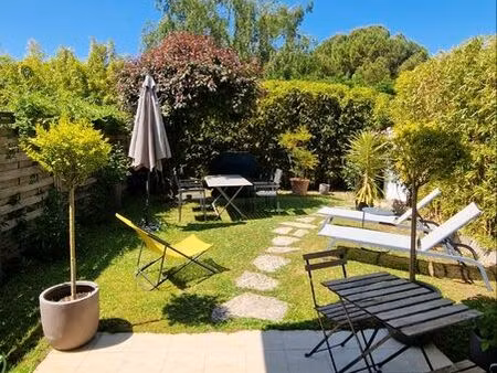 vds appt 2 pces 50 m2 avec jardin 70 m2 et parkings