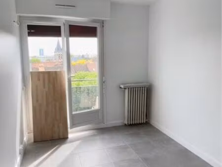logement 16m2 le petit chatenay