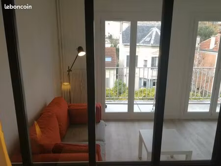 meudon centre 2 pièces meublé 35m2 + balcon + parking