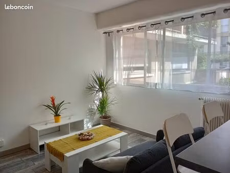 location meublée appartement 28 m² rueil-malmaison (92500) 1100