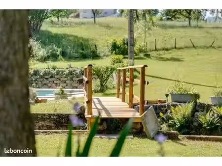 propriété 8 pièces 271 m²